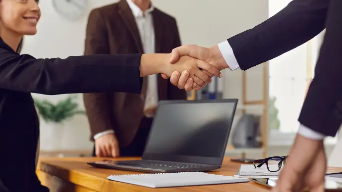 دورة إدارة المؤسسات الإدارية 